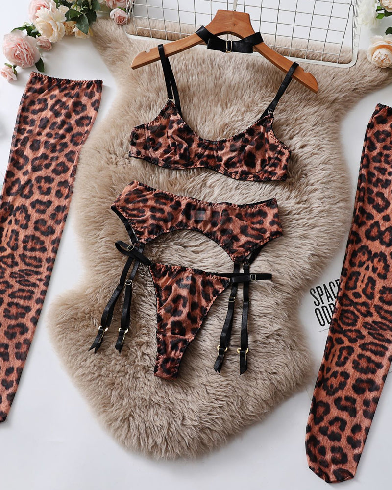 Sexy Leopard Push-Up Bra Underwear Thong Set With Stockings and Choker 6 Pieces Set