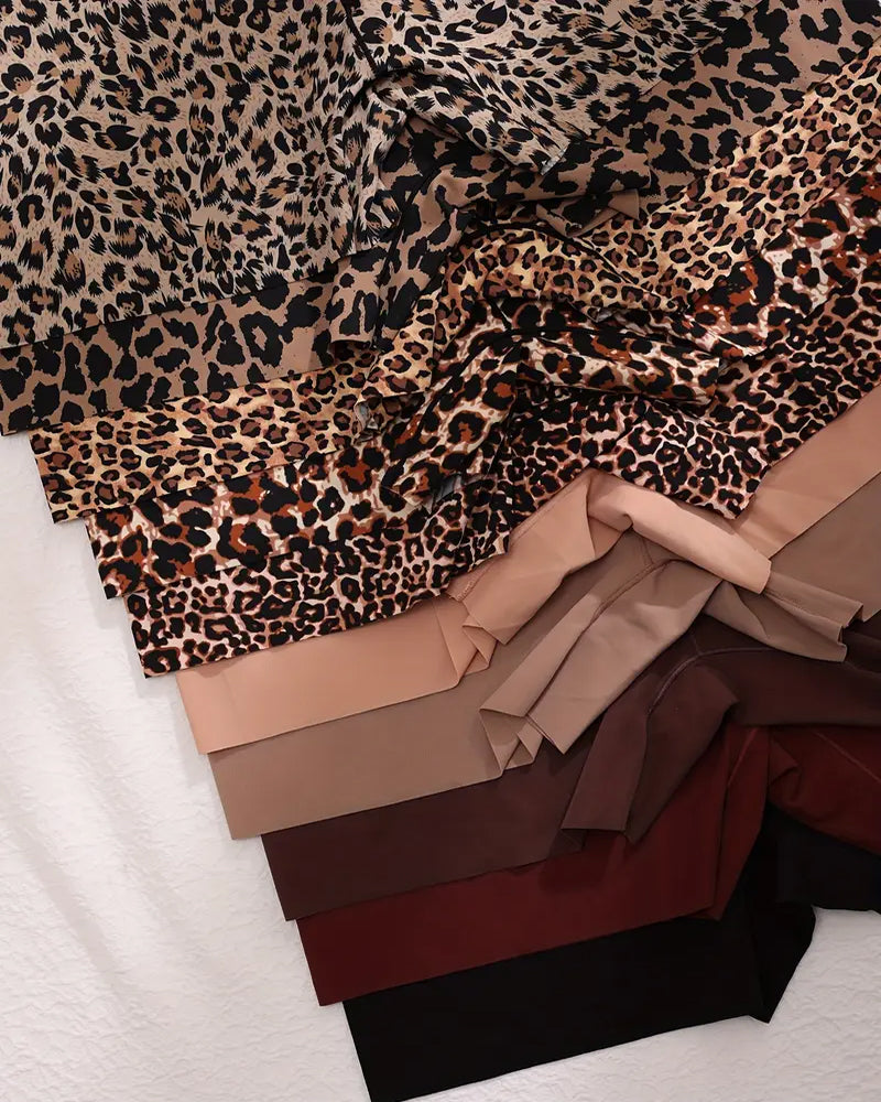 Women's Leopard Print/Solid Seamless Comfortable Breathable Boxer Briefs