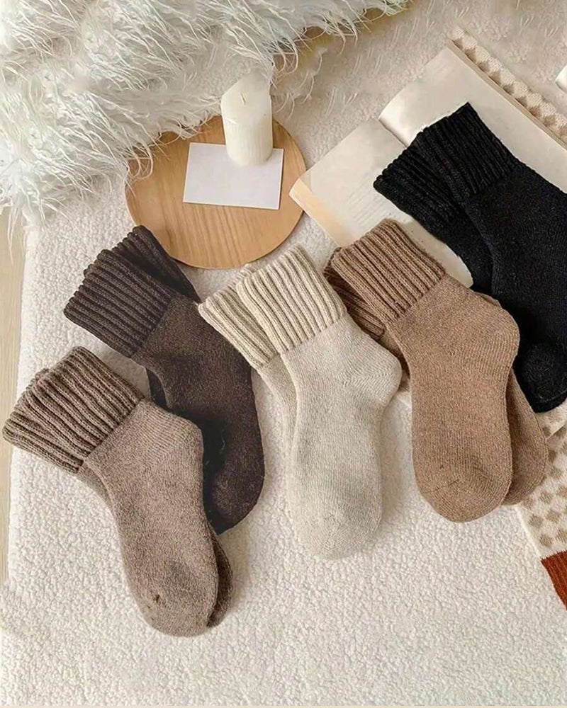 5-Pack Warm Thick Knit Soft Casual Mid-Tube Plush Socks