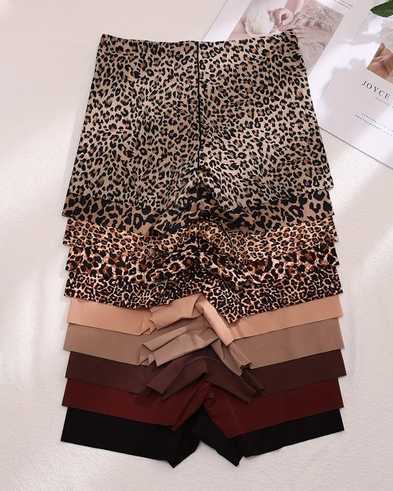 Women's Leopard Print/Solid Seamless Comfortable Breathable Boxer Briefs