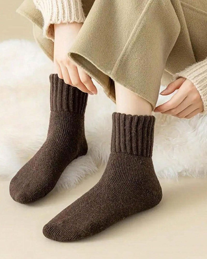 5-Pack Warm Thick Knit Soft Casual Mid-Tube Plush Socks