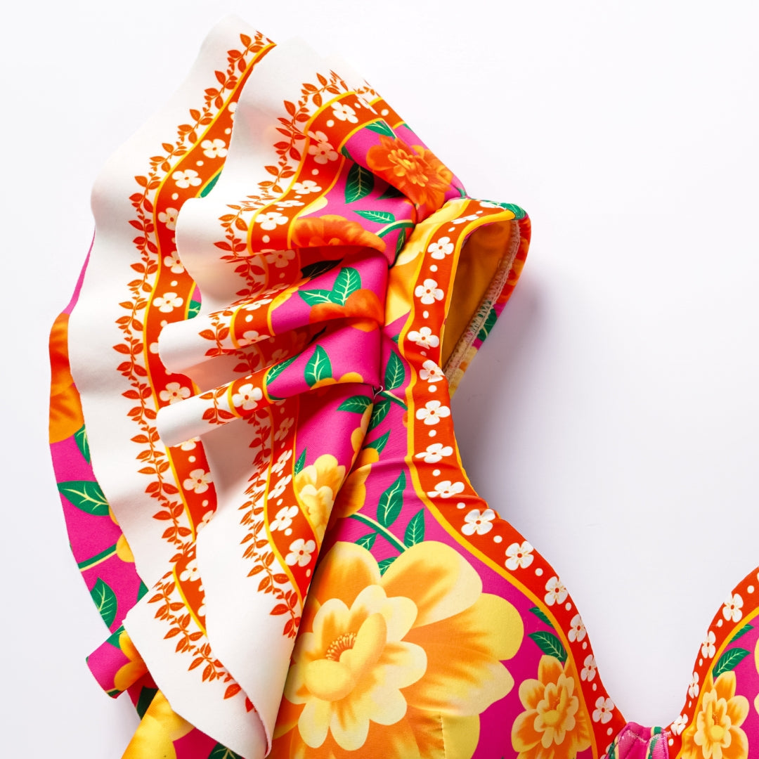 Ruffled Contrast Print One Piece Swimsuit and Sarong